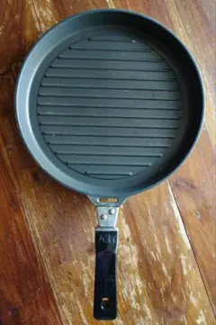 Item thumbnail for item 7d8b364d-5e8c-49fe-b4e3-2b12fb65d777