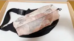 THE NORTH FACE ボディバッグ・ウエストポーチ