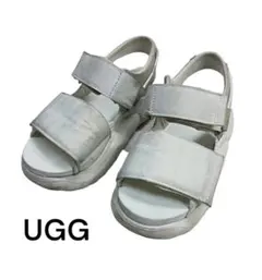 UGG　アグ　厚底クラウドストラップサンダル　ホワイト