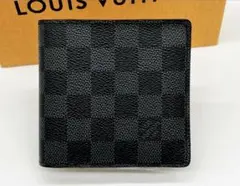 Item thumbnail for item 79e05cbd-f6ef-4a41-afc7-dceced296a81