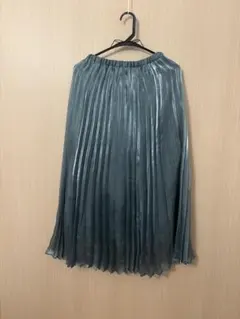 プリーツスカート　オーガンジー　エメラルドグリーン　gu ロングスカート