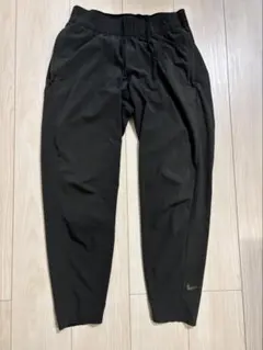 Nike ブラック ジャージパンツ