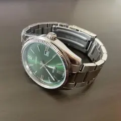 【稼働美品】CASIO 腕時計 MTP-1302D グリーン文字盤のサムネイル