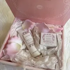 JILLSTUART ハンドクリーム、リップバーム