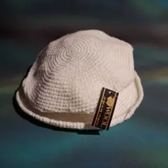 ウールホワイトベレー、毛糸帽子