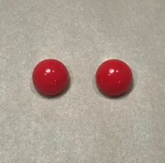 赤色クリップ式イヤリング