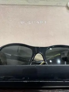 BVLGARI ブラック サングラス アイウェア | Bvlgari Official Store