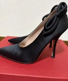 VALENTINO GARAVANI リボン パンプス ブラックのサムネイル