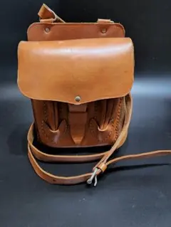 革 ミニバッグ ショルダーバッグ 肩掛け 鞄