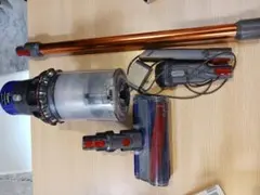 Dyson スティッククリーナー　部品取り 本体　ジャンクのサムネイル