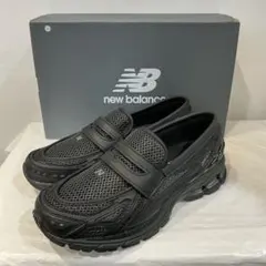 New balance スニーカー