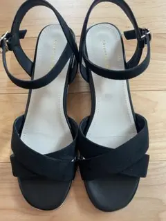 クロスストラップメタリックラインサンダル