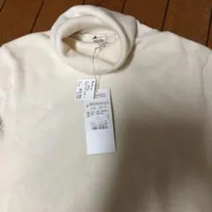 MICHAEL KORS アイボリー タートルネック