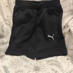 PUMA プーマ　短パンハーフパンツSサイズ未使用のサムネイル