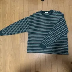 ストライプデザイン長袖