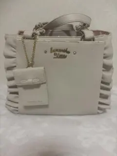 Samantha Vega フリルハンドバッグ