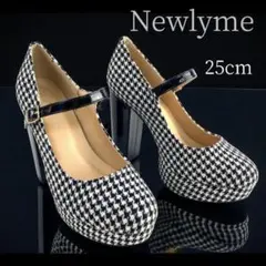 Newlyme 美脚 太ヒール パンプス ストラップ 25cm 千鳥柄　新品aのサムネイル