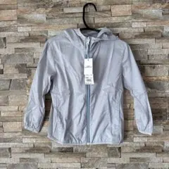 新品 ユニクロライトポケッタブルパーカー 耐久撥水 110