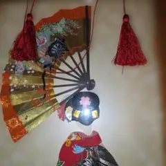 和風人形 扇子付き 木製フレーム入り