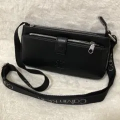 極美品 Calvin Klein ショルダーバッグ クロスボディ ウォレットのサムネイル