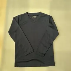 ネイビー　Vネック　長袖アンダーシャツ