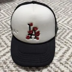 ラロパ　メッシュキャップ LAロゴ トラッカーキャップ