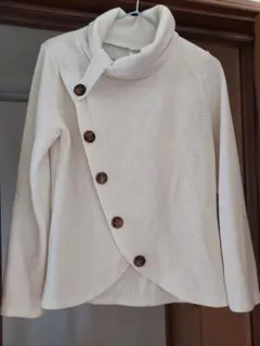 オフホワイト ワッフルニット タートルネック