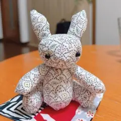可愛いうさぎミナペルホネン風のミニぬいぐるみ - メルカリ