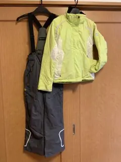 ROSSIGNOL／KASTLE スノボ、スキーウェア 上下セット150〜XS