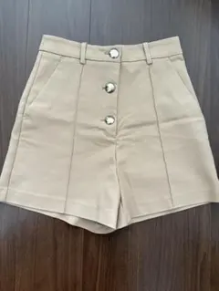 ZARA ショートパンツ