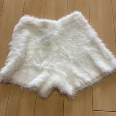 ふわふわホワイトショートパンツ