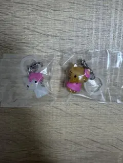 ハローキティ　めじるしアクセサリー２個セット