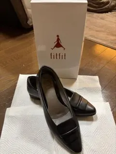fitfit 黒　本革　ポインテッドエアフラットパンプス　24.5
