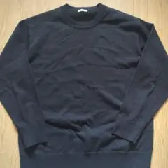 ジーユー　GU　ブラック　トレーナー　トップス