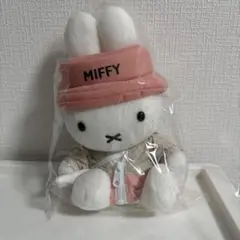 ミッフィー　ぬいぐるみ　アウトドア 4月6日（土）発売予定!miffy style限定 アウトドアミッフィー