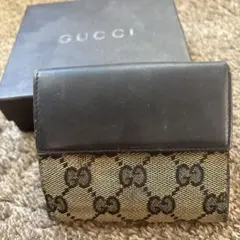 GUCCI 二つ折り財布 GGパターン 箱付き