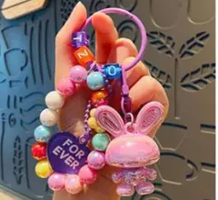 ウサギのアクリルキーホルダー 紫色