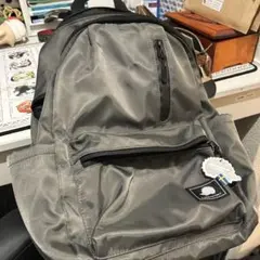 グレー ナイロンバックパック