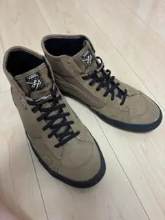 VANS ハイカットスニーカー ブラウン26.5のサムネイル