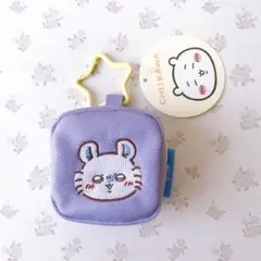 ちいかわ　カラビナつき刺繍スクエアミニポーチ　モモンガ