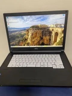 富士通 LIFEBOOK A579/A 高速SSD500gb フルHD液晶　良品
