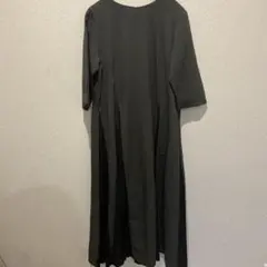 Thevon 黒 フレアワンピース 半袖　フリーサイズ