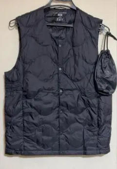 ユニクロ　ウルトラライトダウン　コンパクトベスト　ウェーブキルト　ブラック　M