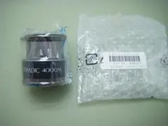 即決！◆新品！シマノ 15 16 ストラディック 4000HMG 純正スプール◆のサムネイル