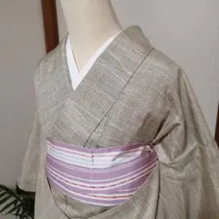 B5 美品 単衣 小千谷紬 証紙付き 唐草模様 ベージュ 茶色 小紋 着物 16