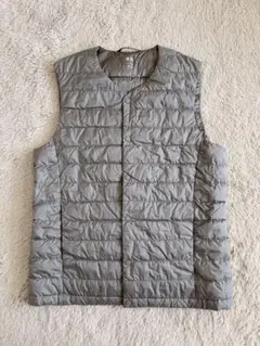 UNIQLO ULTRA LIGHTDOWNグレー