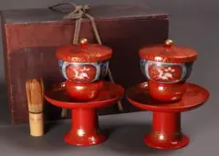 時代花唐草蒔絵 朱塗茶台 茶碗一対 天然木 金蒔絵 古伊万里【MA365】