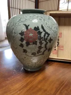 古堂 趙斗彦 掻き落とし 魚文様 大壺 共箱 説明書付き 高麗青磁 美品 宗教 古堂 趙斗彦 掻き落とし 魚文様 大壺 共箱 説明書付き 高麗青磁 美
