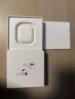 AirPods第3世帯本体 ホワイト 充電ケース付き