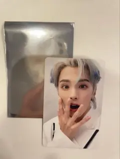 Item thumbnail for item f677d2a8-4641-43f4-a816-1eb37d88f35d